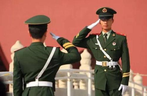 兵哥哥吃瓜战友视频,揭秘军营里的欢乐时光