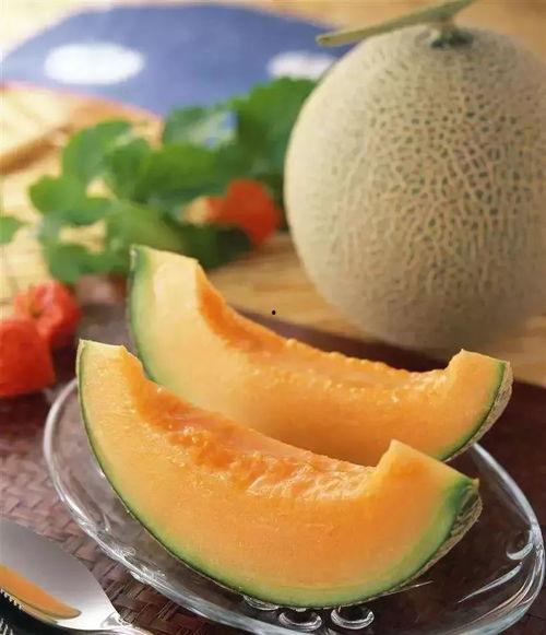 丑女梅梅吃哈密瓜视频,甜蜜瞬间引网友热议